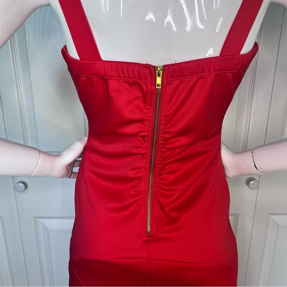 Long red evening gown - Picture 3 of 6